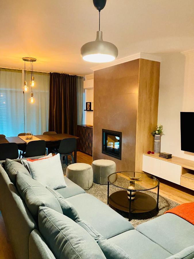 Lovely Apartment For Family And Group Of Friends Povoa de Santa Iria Exterior foto